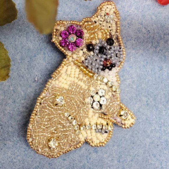 Beaded brooch French Bulldog puppy dog Made with Swarovski and Czech Crystals - Picture 2 of 4